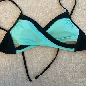 VS Pink bikini top small